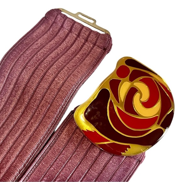 Vintage 80s Charmant Pink Sateen Elastic Stretch Cinch Belt w/Enamel Buckle MCM - Picture 4 of 8